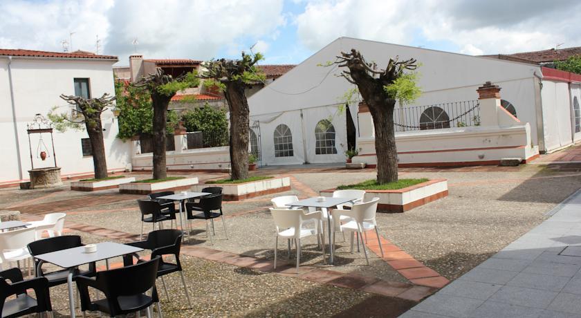 Sumaiya El Palacio Coria Εξωτερικό φωτογραφία